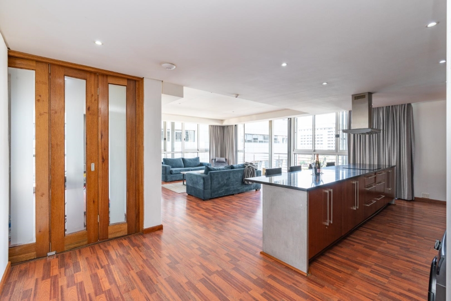 1 Bedroom Property for Sale in Foreshore Western Cape